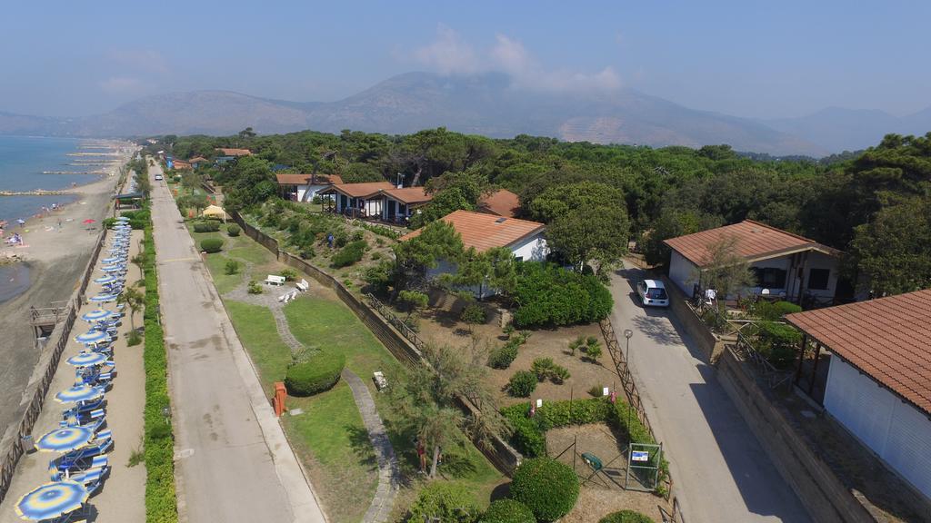 Settebello Village Lido Di Fondi Eksteriør bilde